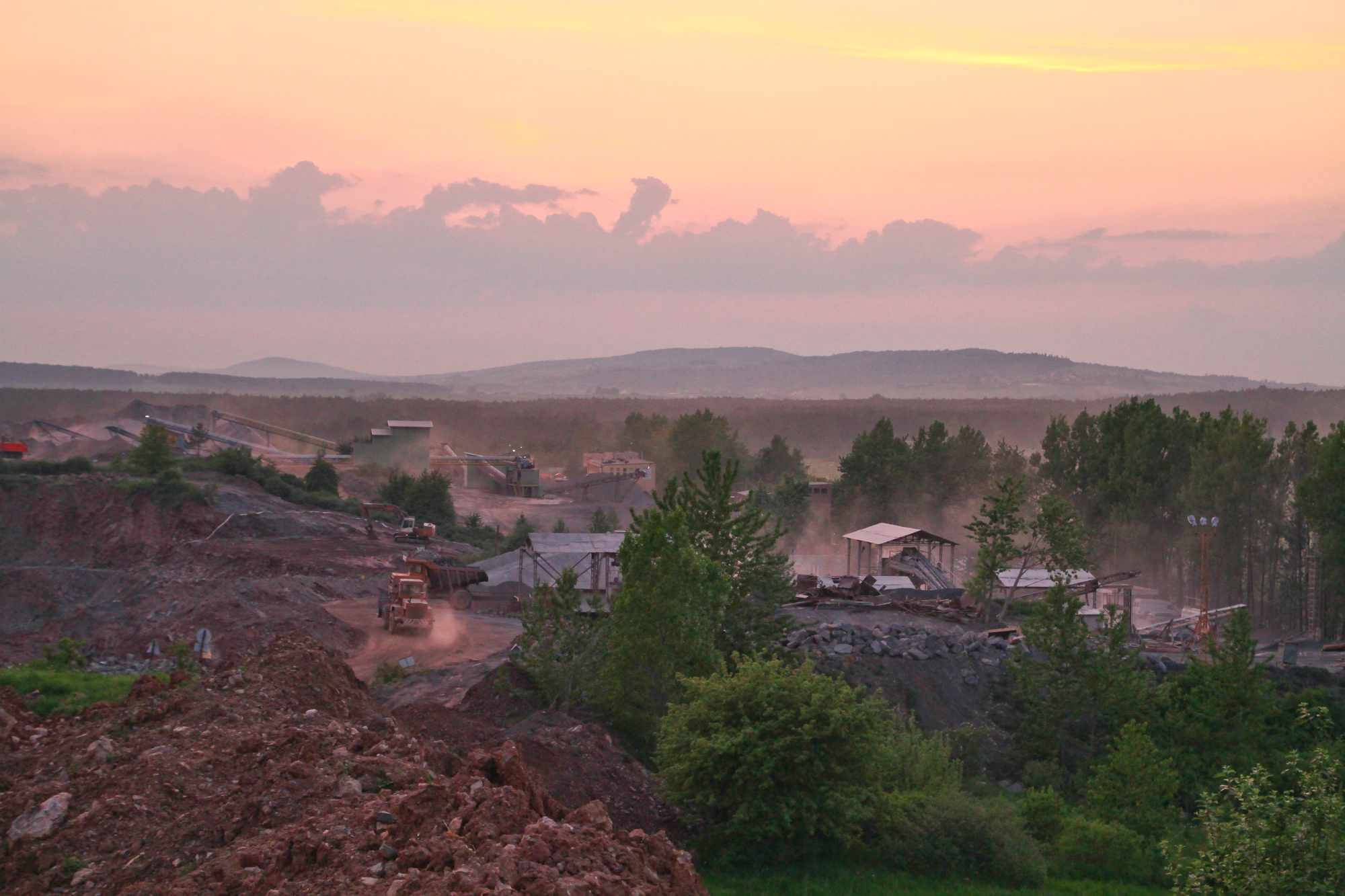 Kamieniołom Laskowa – widok ogólny na czynne wyrobisko
