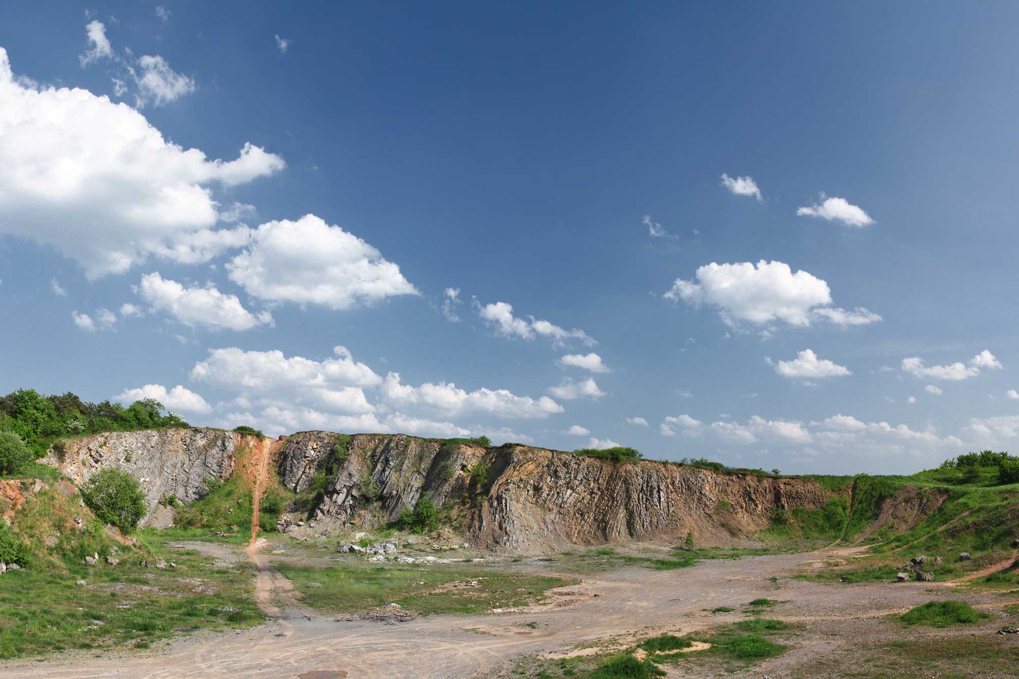 Panorama kamieniołomu Mogiłki